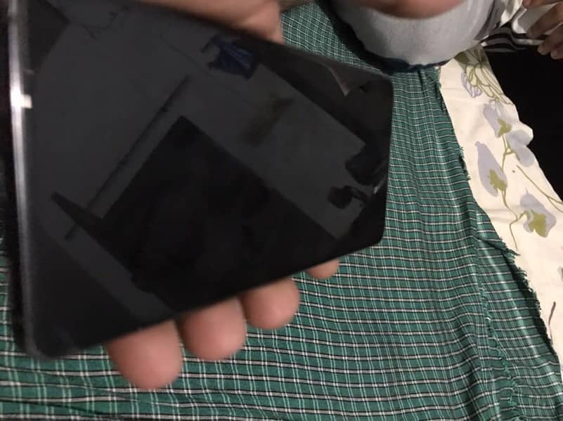 Mobile 3