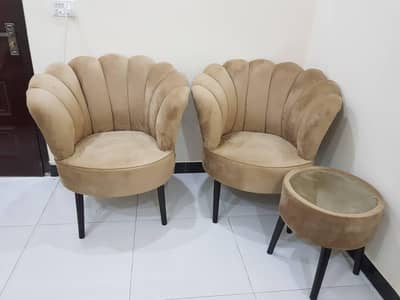 2 seater sofa set with table new condition