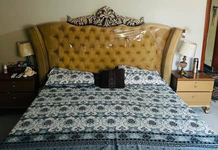 Luxury golden furniture set- Excellent condition - ISLAMABAD
