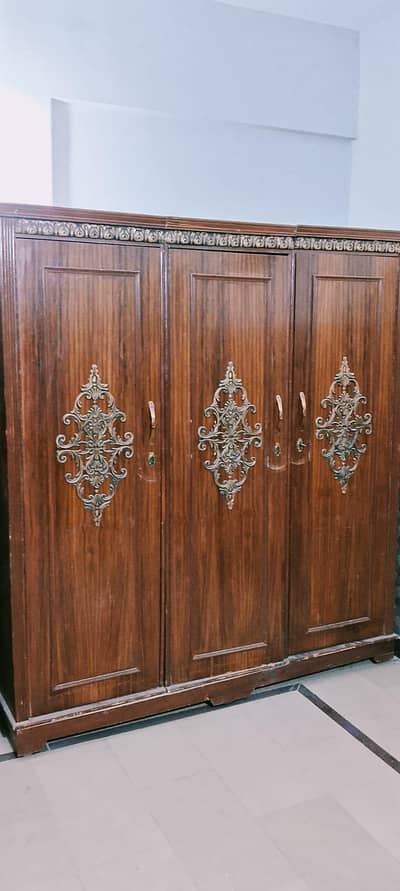 Chinioti Furniture