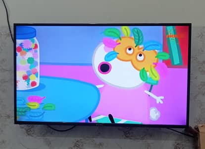LED Tv. 43" .