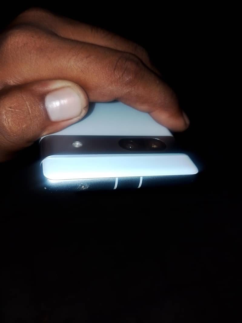 Google Pixel 7a 3