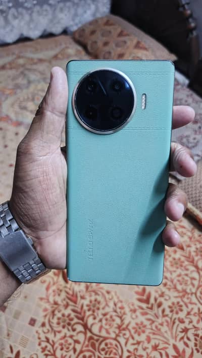 Tecno Spark 20 Pro Plus