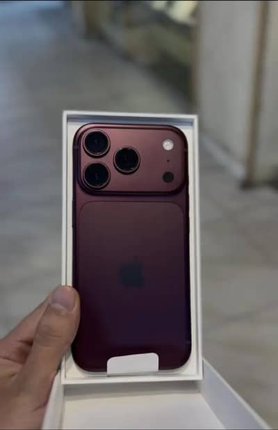 iphone 18 pro max burgundy 256 gb