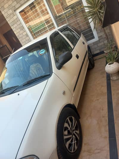 Suzuki Cultus vxri 2011 model outclass condition