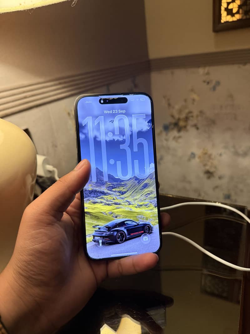 Apple iPhone 15 Pro Max 5