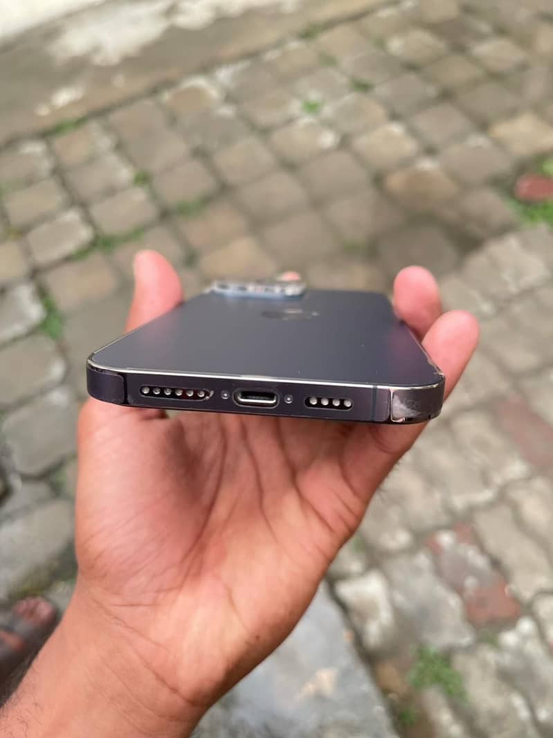 Apple iPhone 14 Pro Max 5
