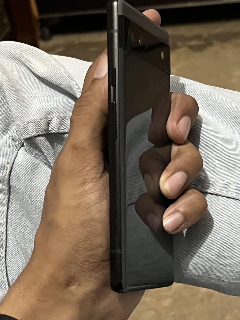 Google pixel 6a 4