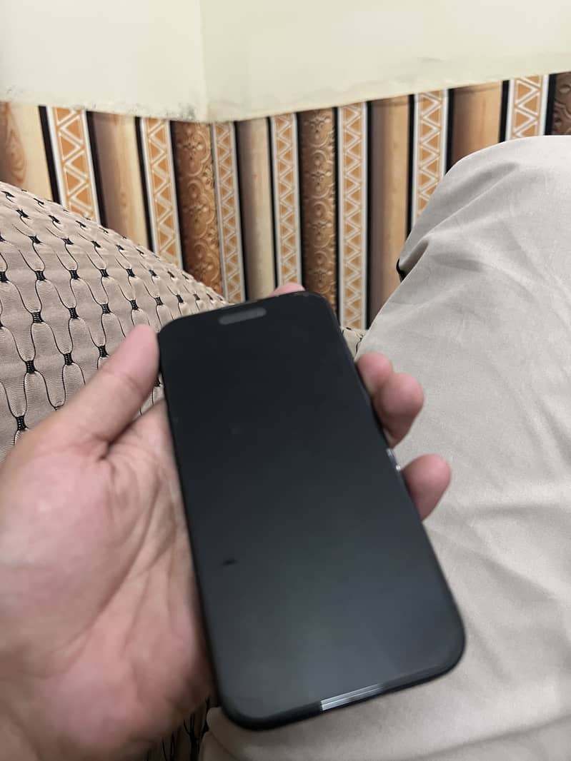 Apple iPhone 15 0