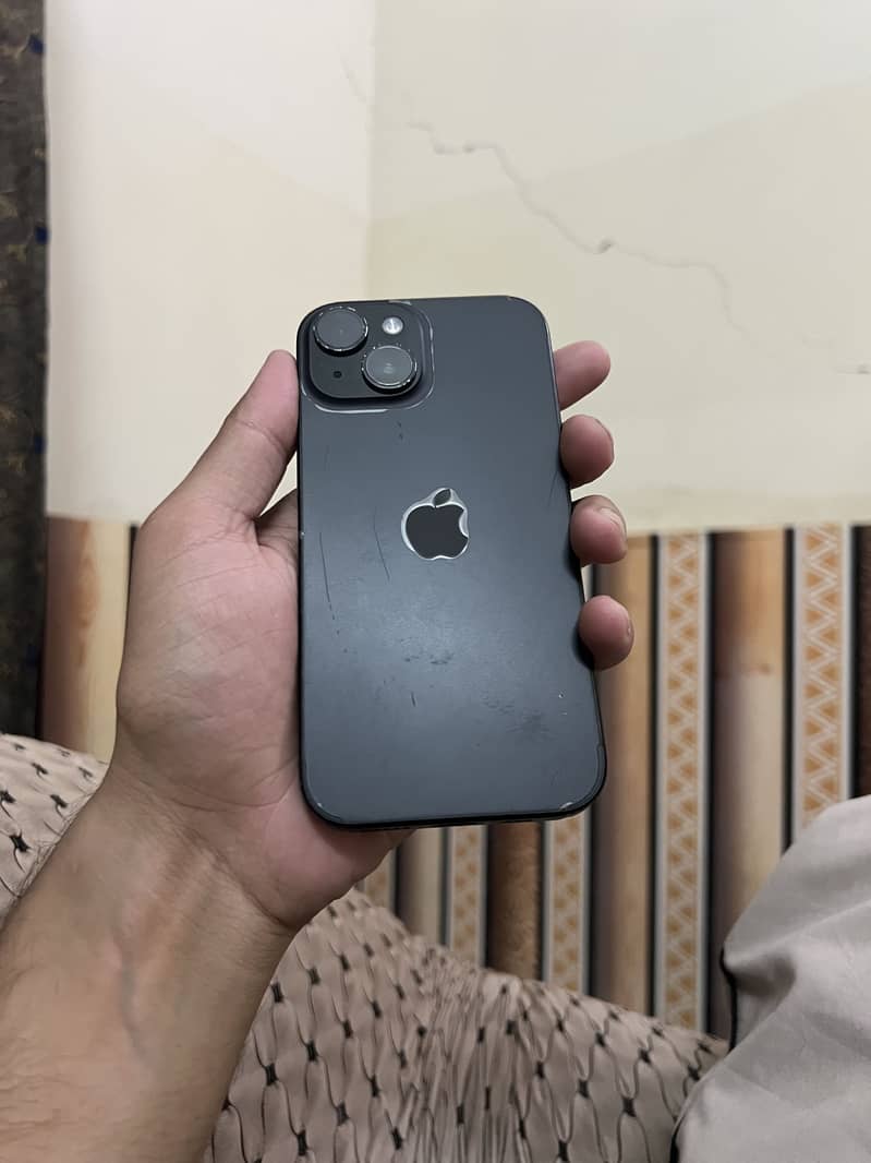 Apple iPhone 15 5
