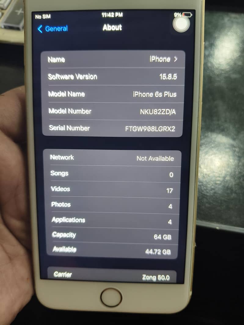 Apple iPhone 6S Plus 2