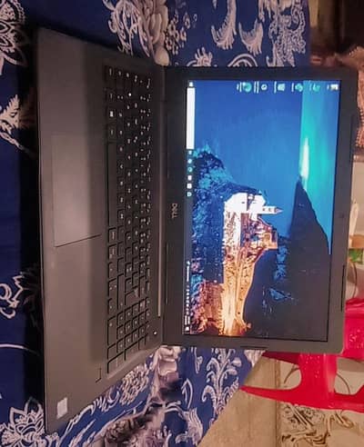 DELL LATITUDE 3590 i3 8th gen