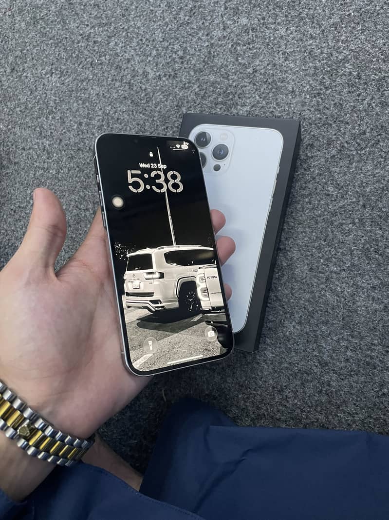 Apple iPhone 13 Pro Max 3