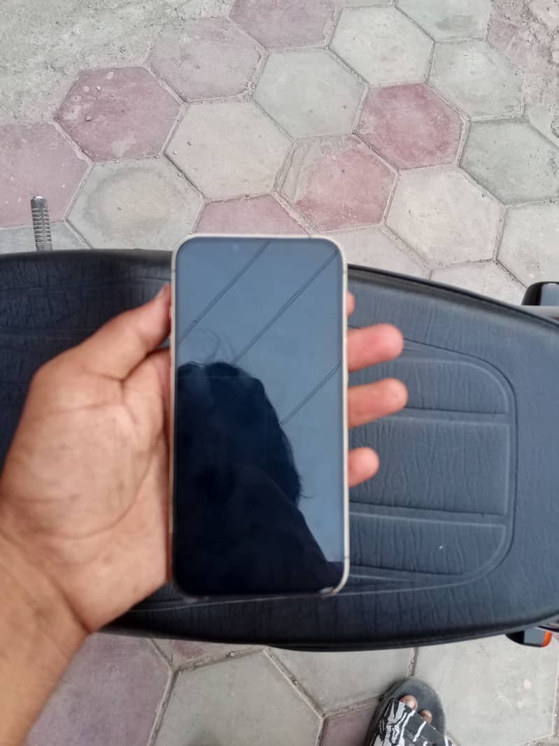 Apple iPhone 13 Pro 3