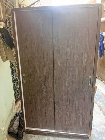 Sliding door cupboard