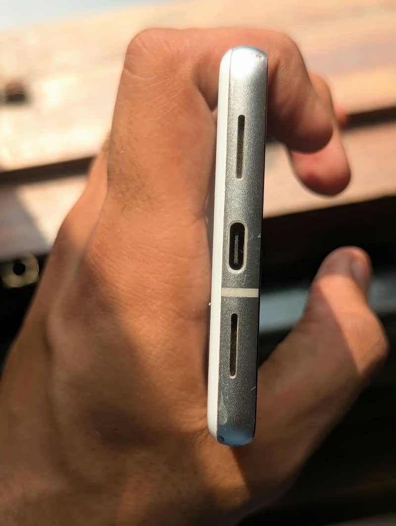 Google Pixel 7 3