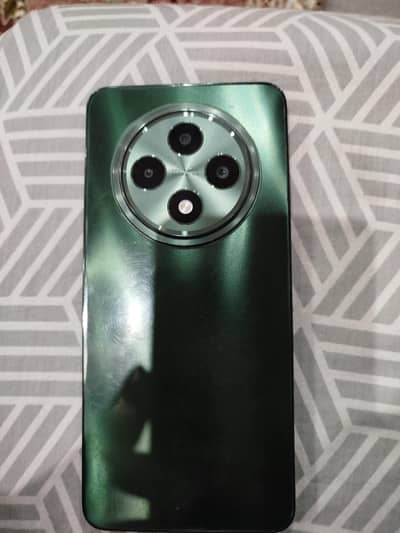 OPPO Reno 12 F