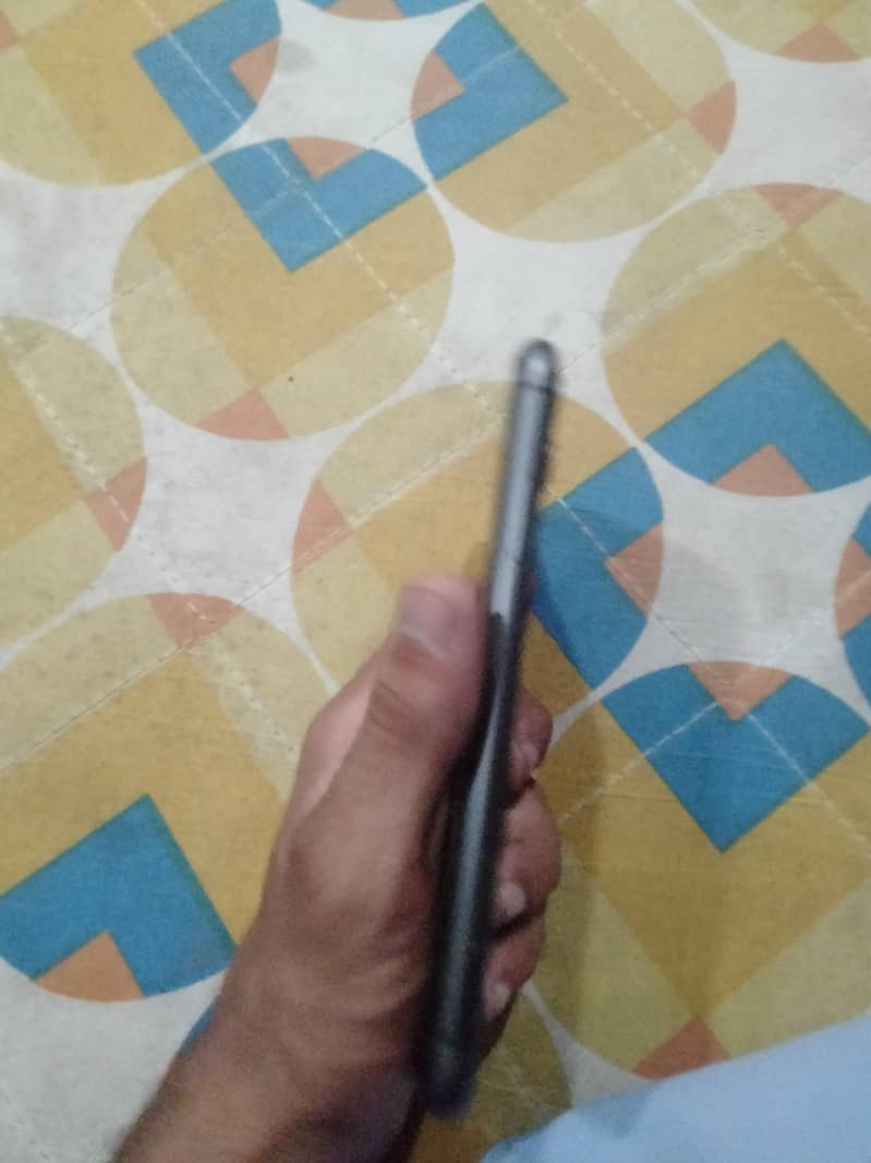 Apple iPhone 11 6