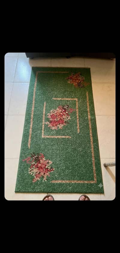 center carpet for sale small rug serious buyers can contact only