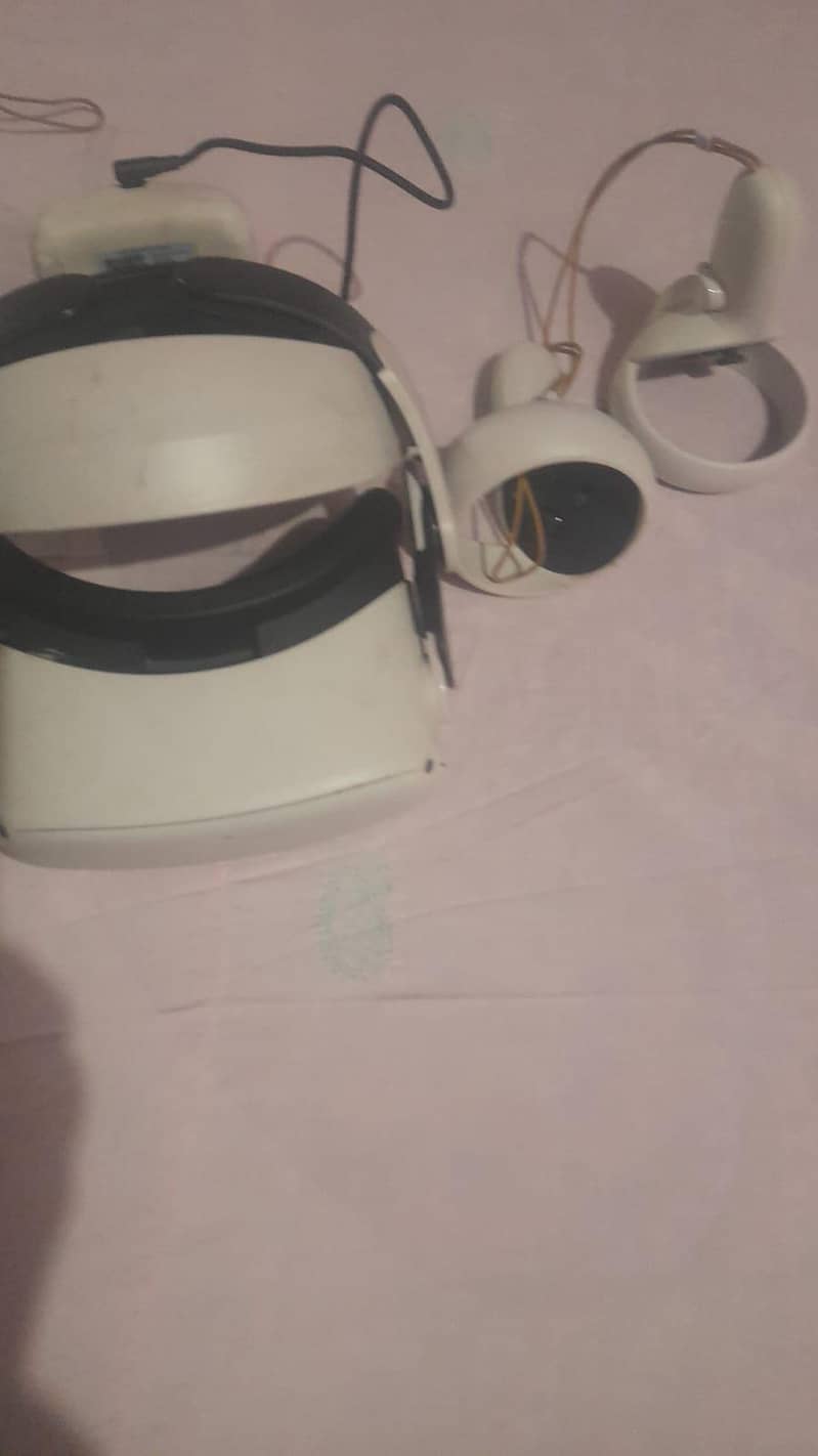 VR Glasses 1