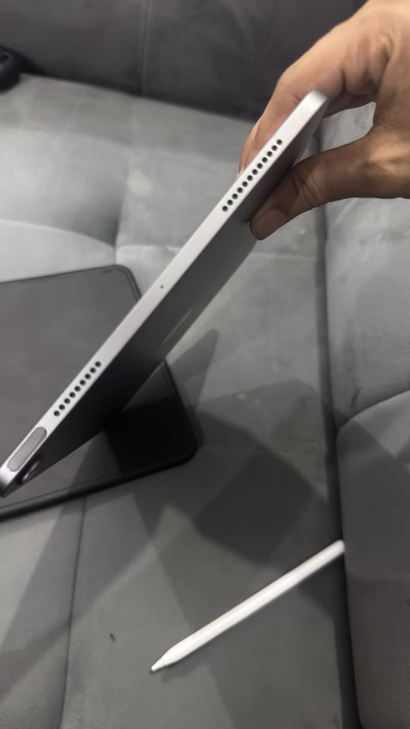 Ipad air m1 4