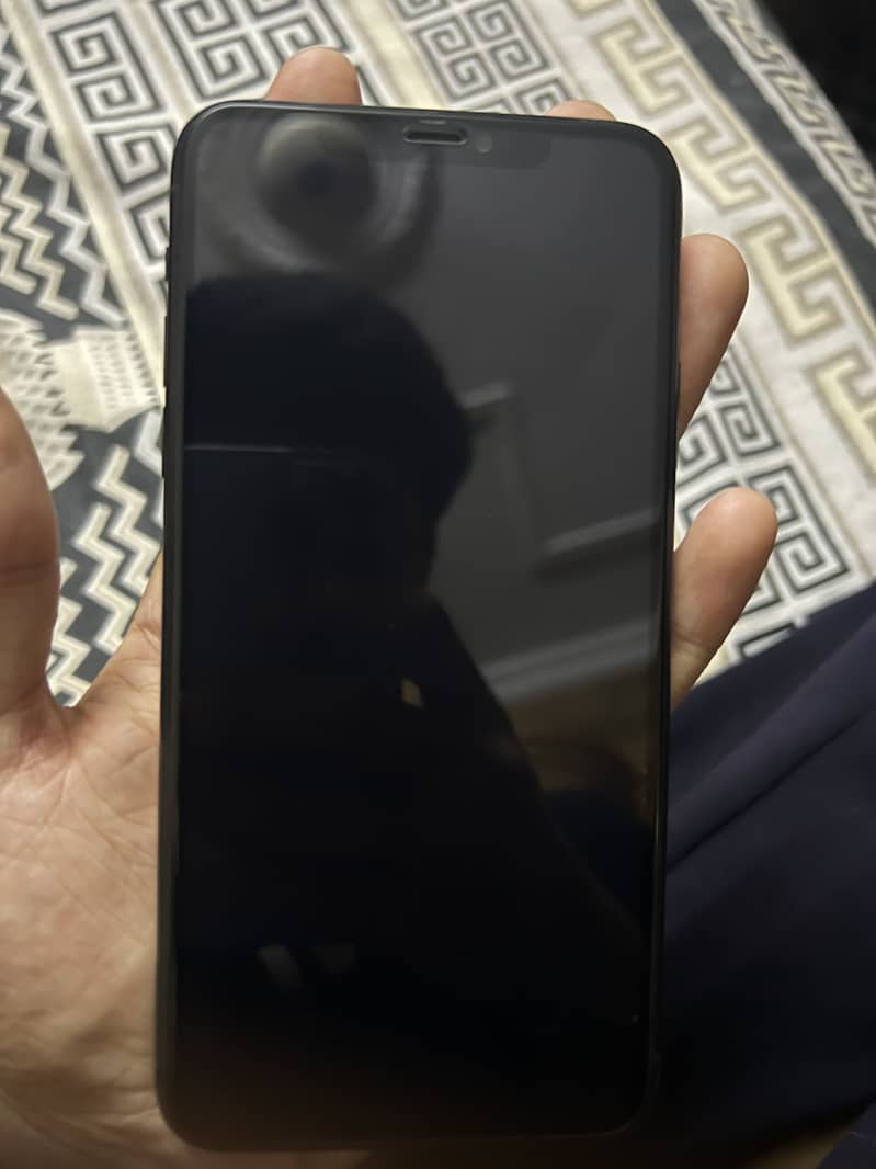 Apple iPhone 11Pro max 3