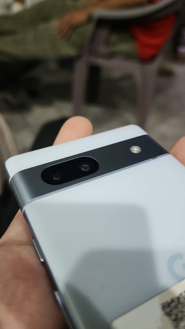 Google Pixel 7a 4