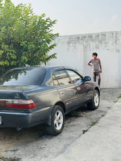Toyota Corolla XE 2013