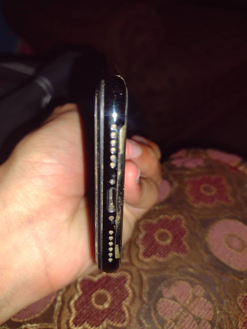 Apple iPhone X 2