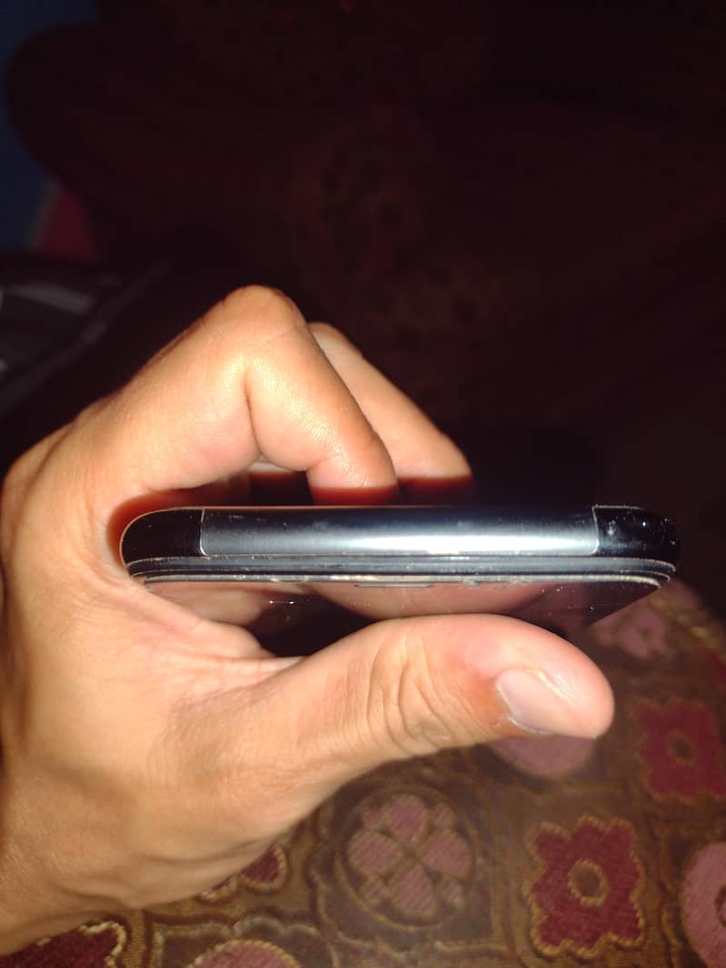 Apple iPhone X 3