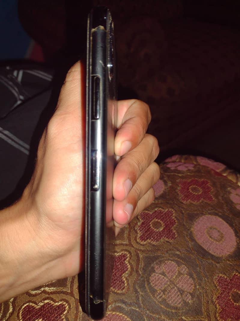 Apple iPhone X 4
