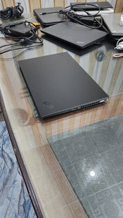 Lenovo thinkpad X1 Carbon