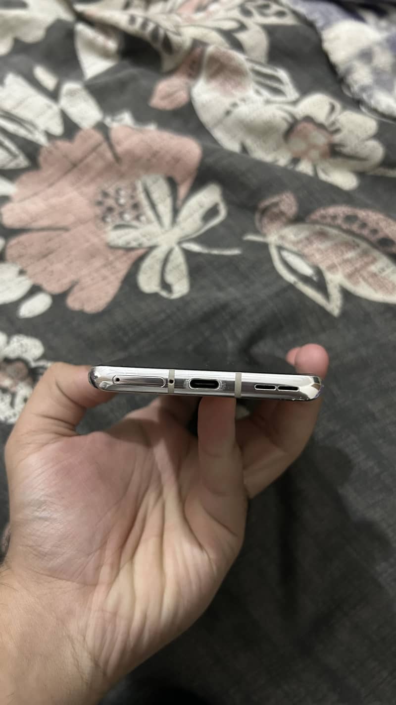 One Plus 8 4