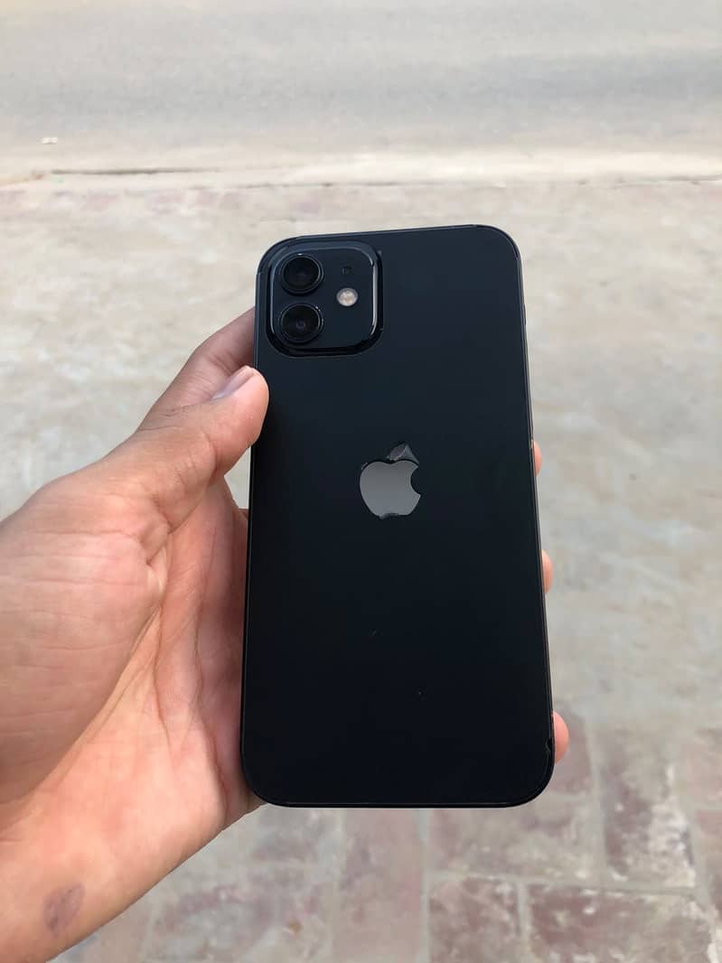 Apple iPhone 12 2