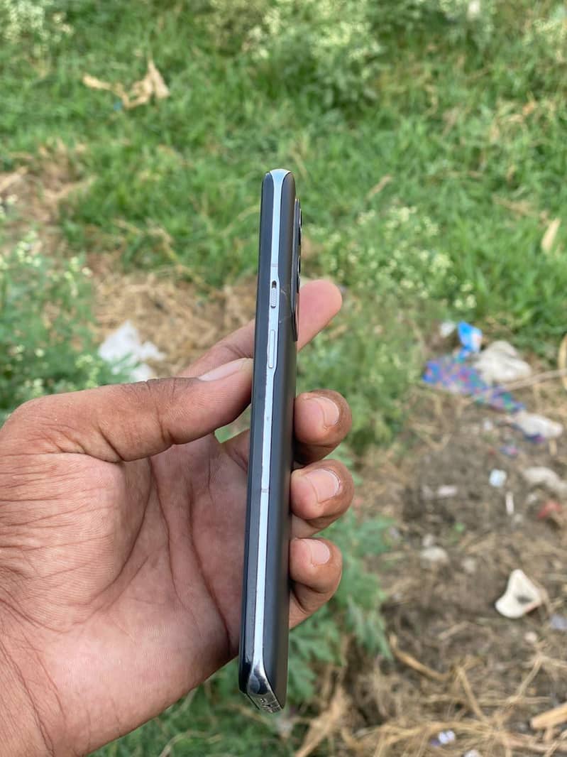 One Plus 9 Pro 5
