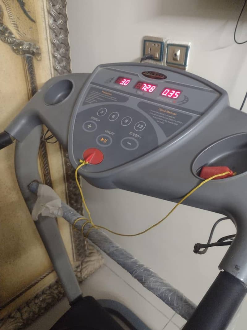 Advance Treadmill 1