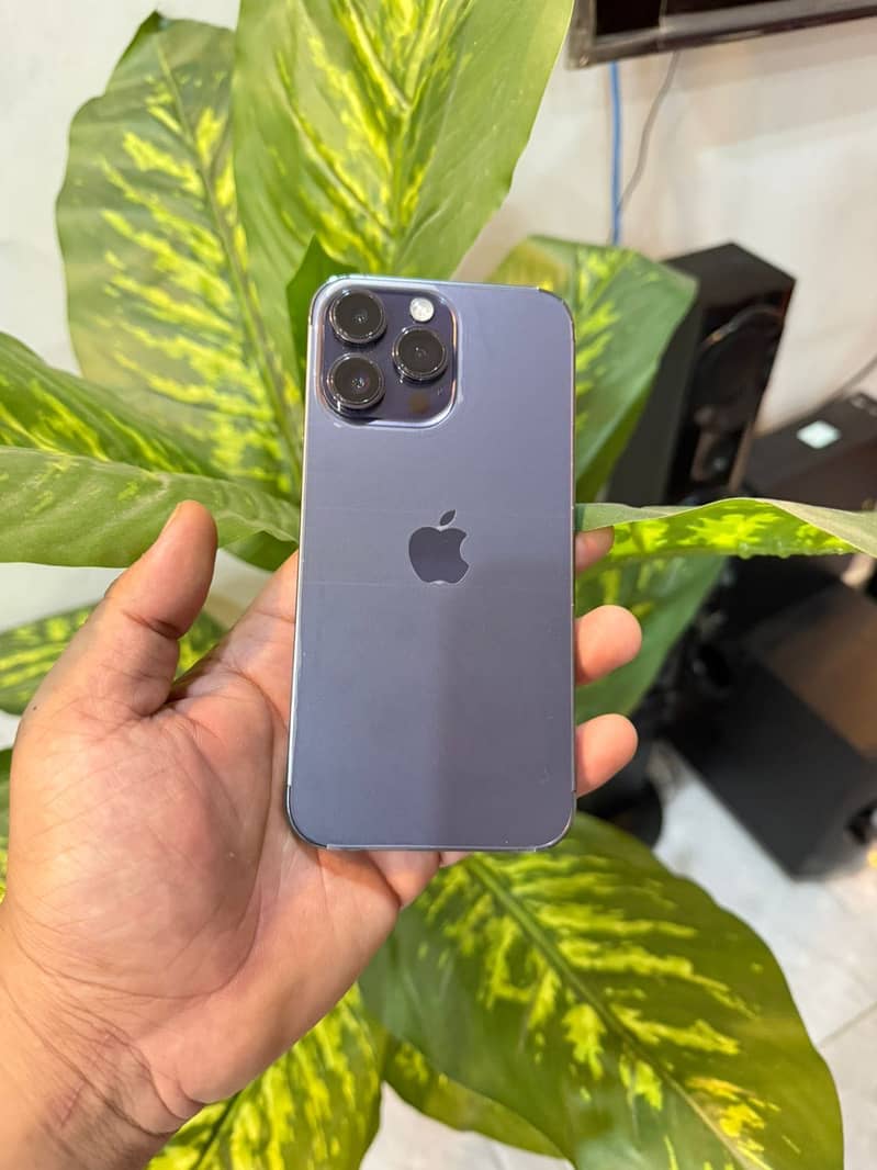 Apple iPhone 14 Pro Max 2