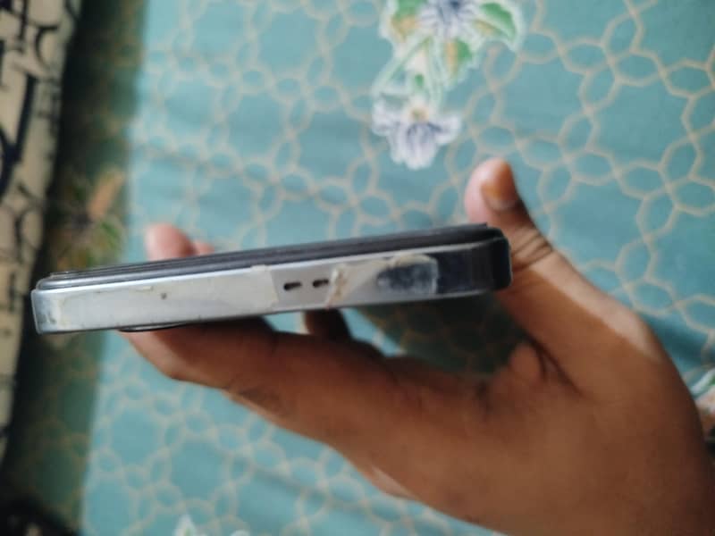 Infinix Note 30 8