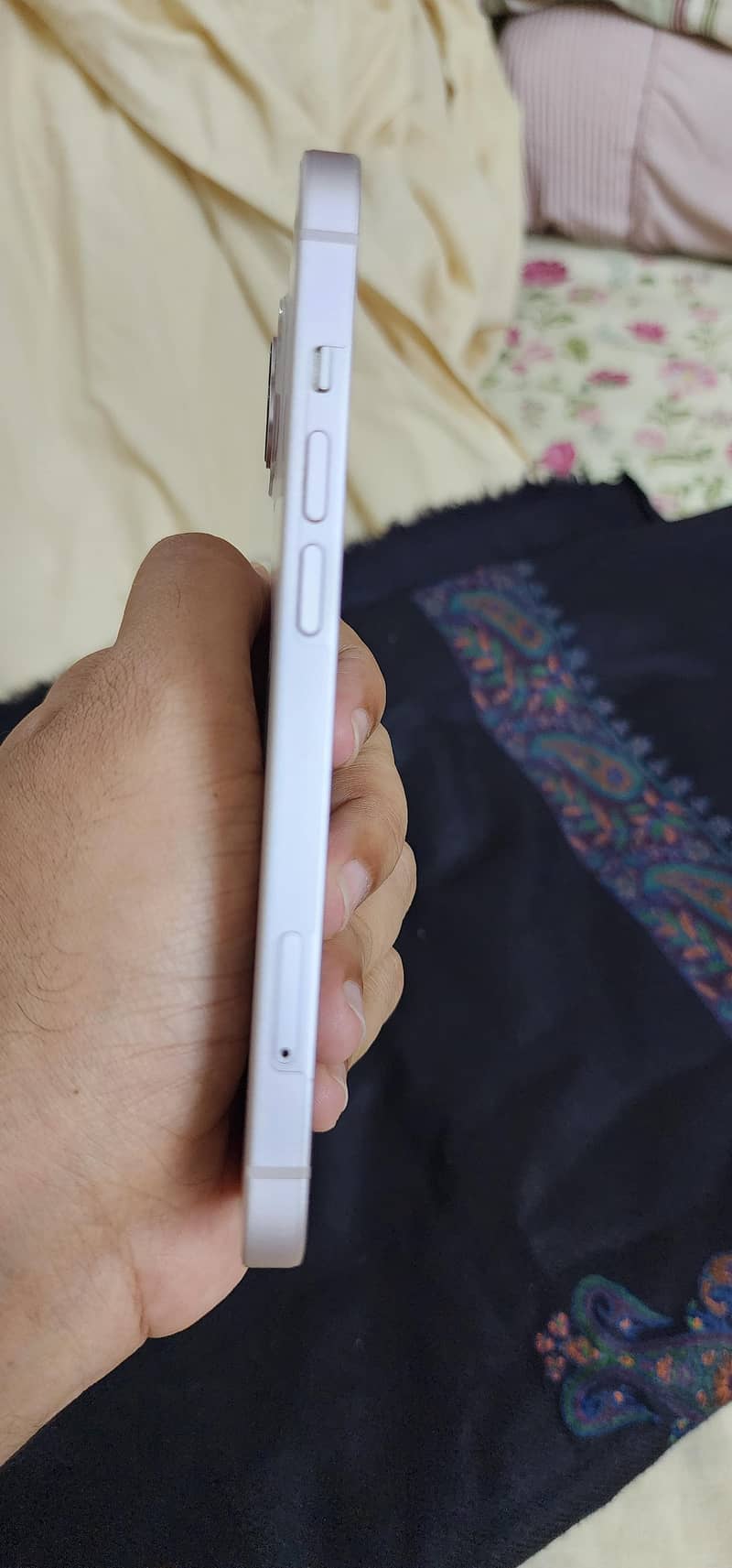 Apple iPhone 13 3