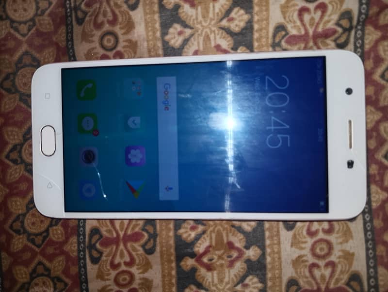 OPPO A57 1