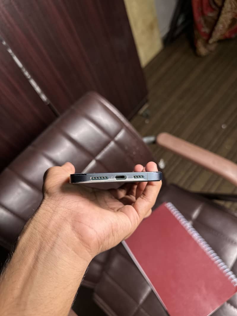 Apple iPhone 12 Pro Max 6