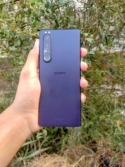 Sony 1 mark iii (Premium Flagship device)