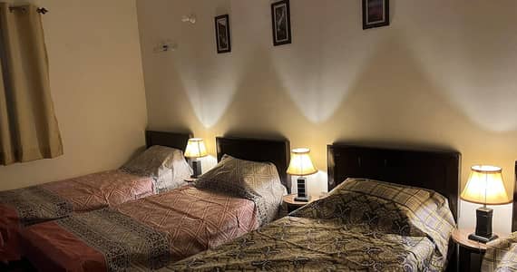 Female Cook is required in Girls Hostel in Shadman Lahore