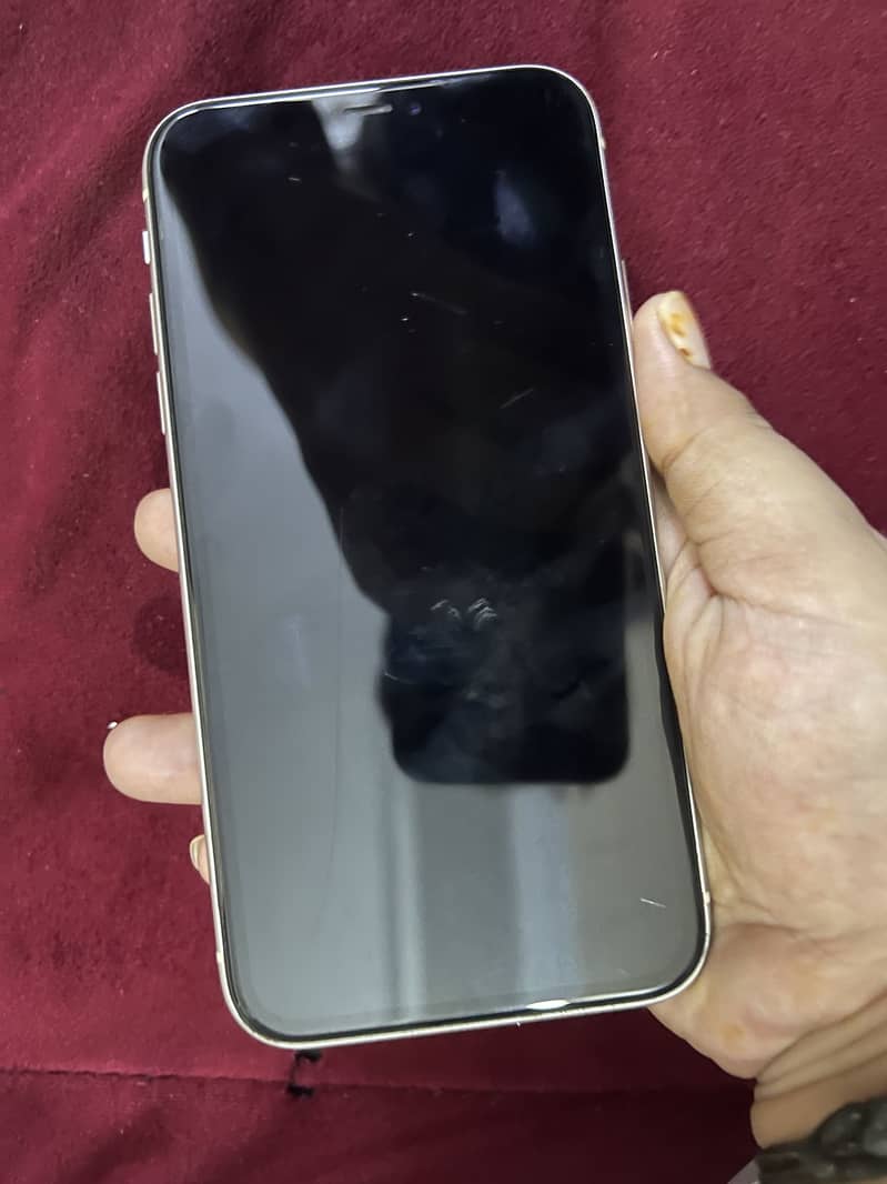 Apple iPhone 11 5