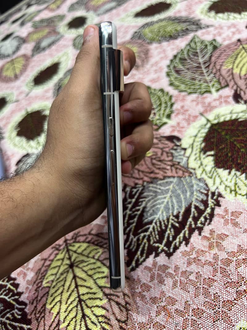 Google Pixel 8 Pro 3