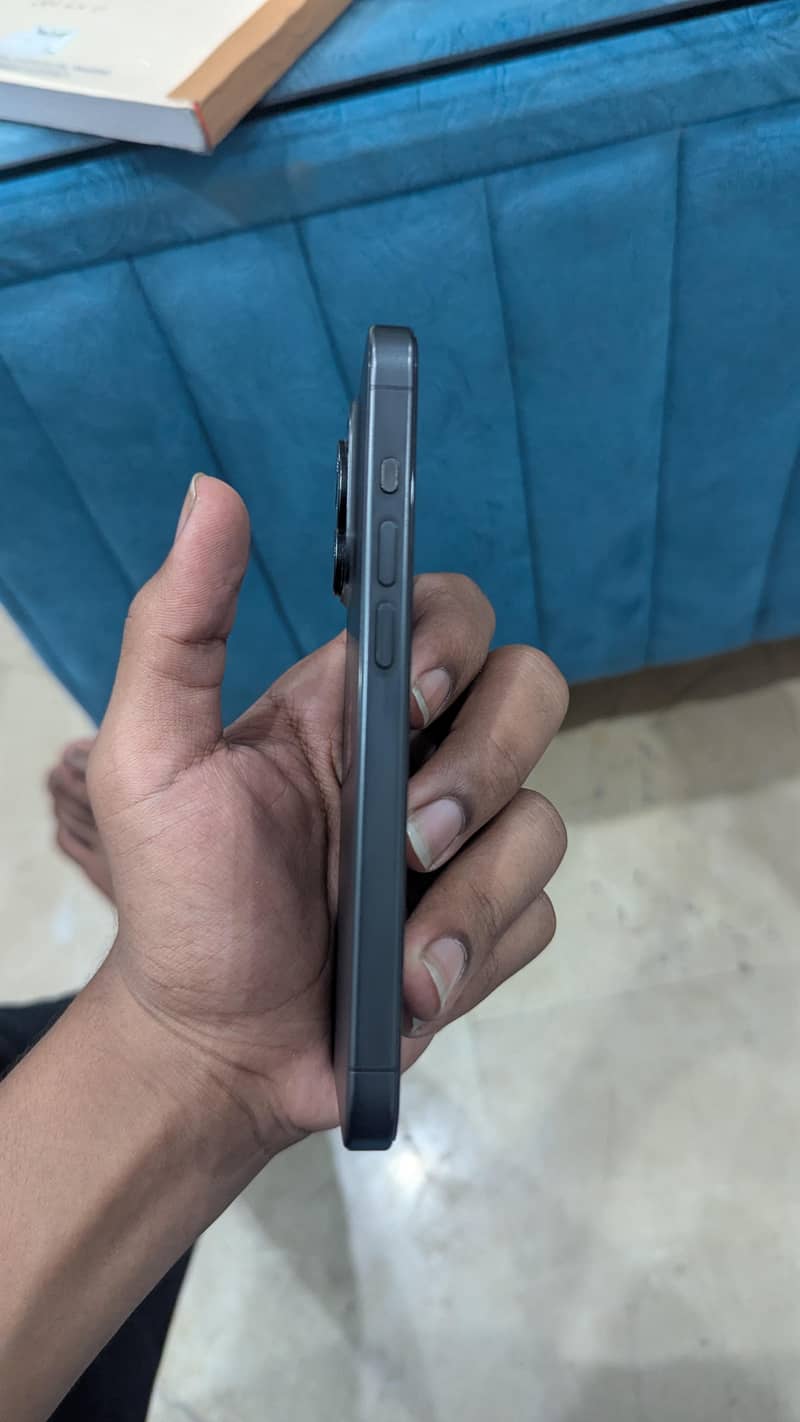 Apple iPhone 15 Pro 1