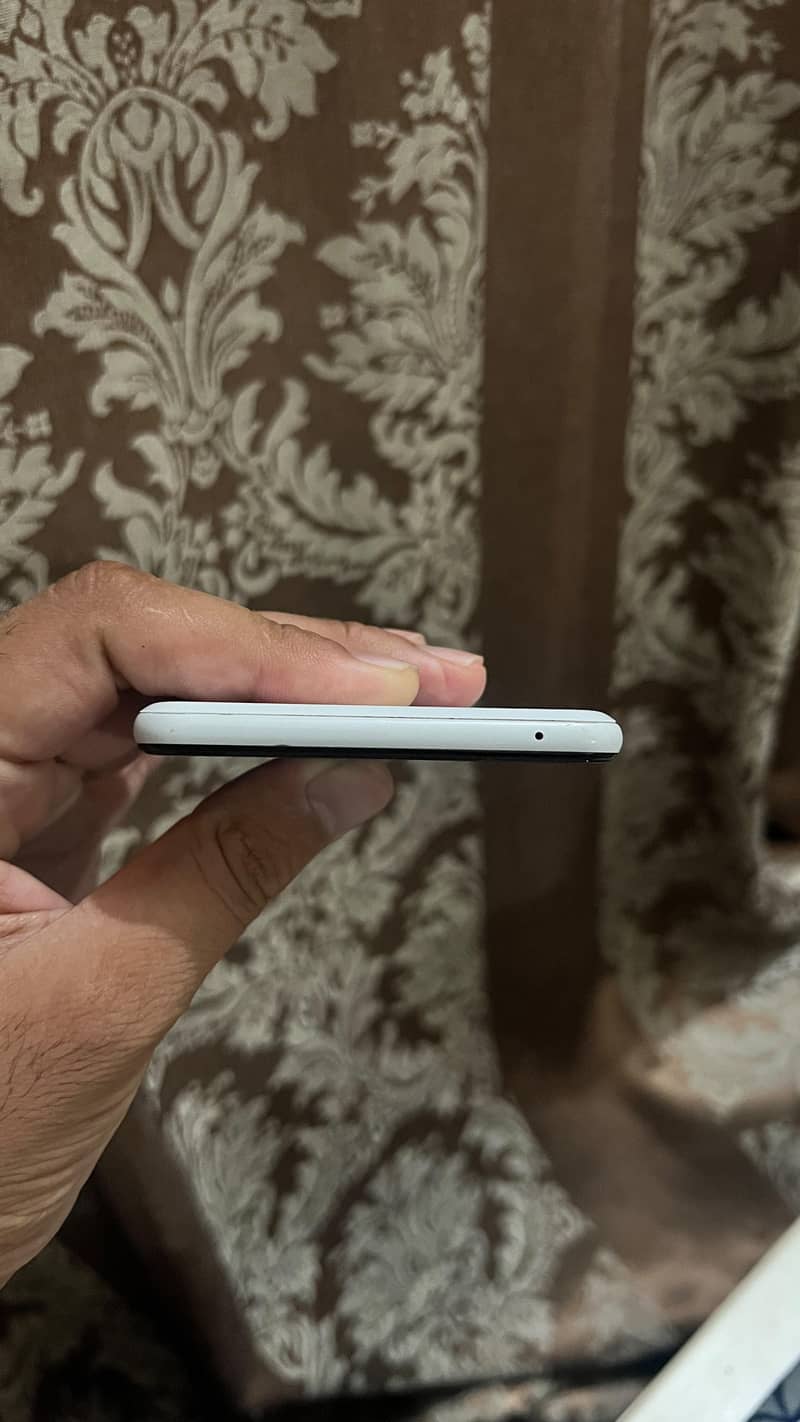 Google Pixel 3 XL 4