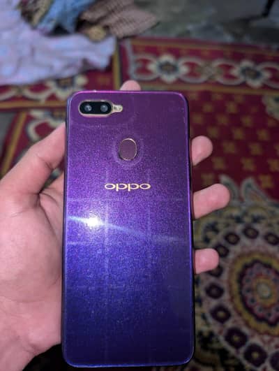 OPPO F9 Pro