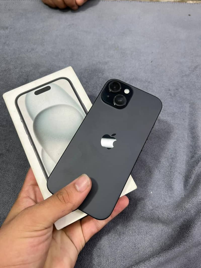 Apple iPhone 15 2