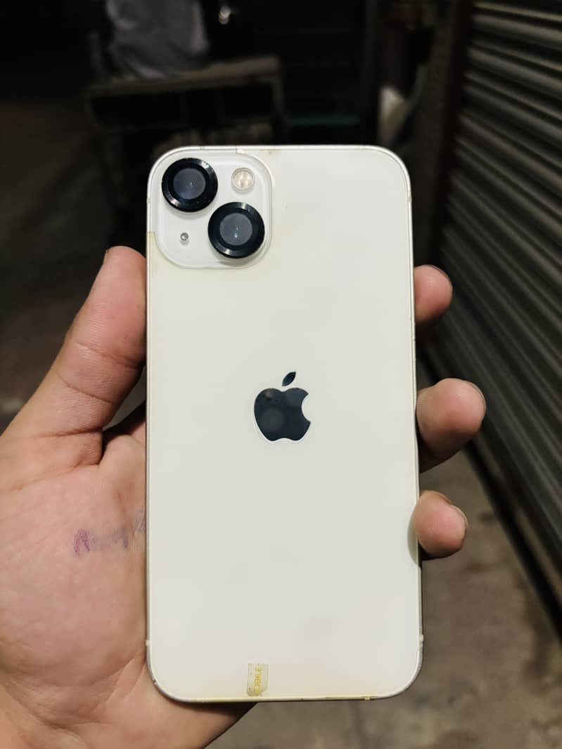 Apple iPhone 13 3
